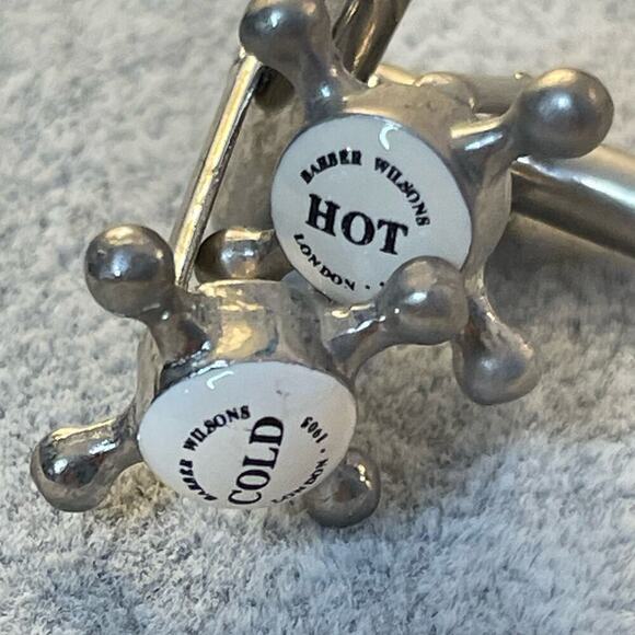 Vintage Barber Wilsons Hot Cold tap faucet cufflinks silver - Picture 1 of 3